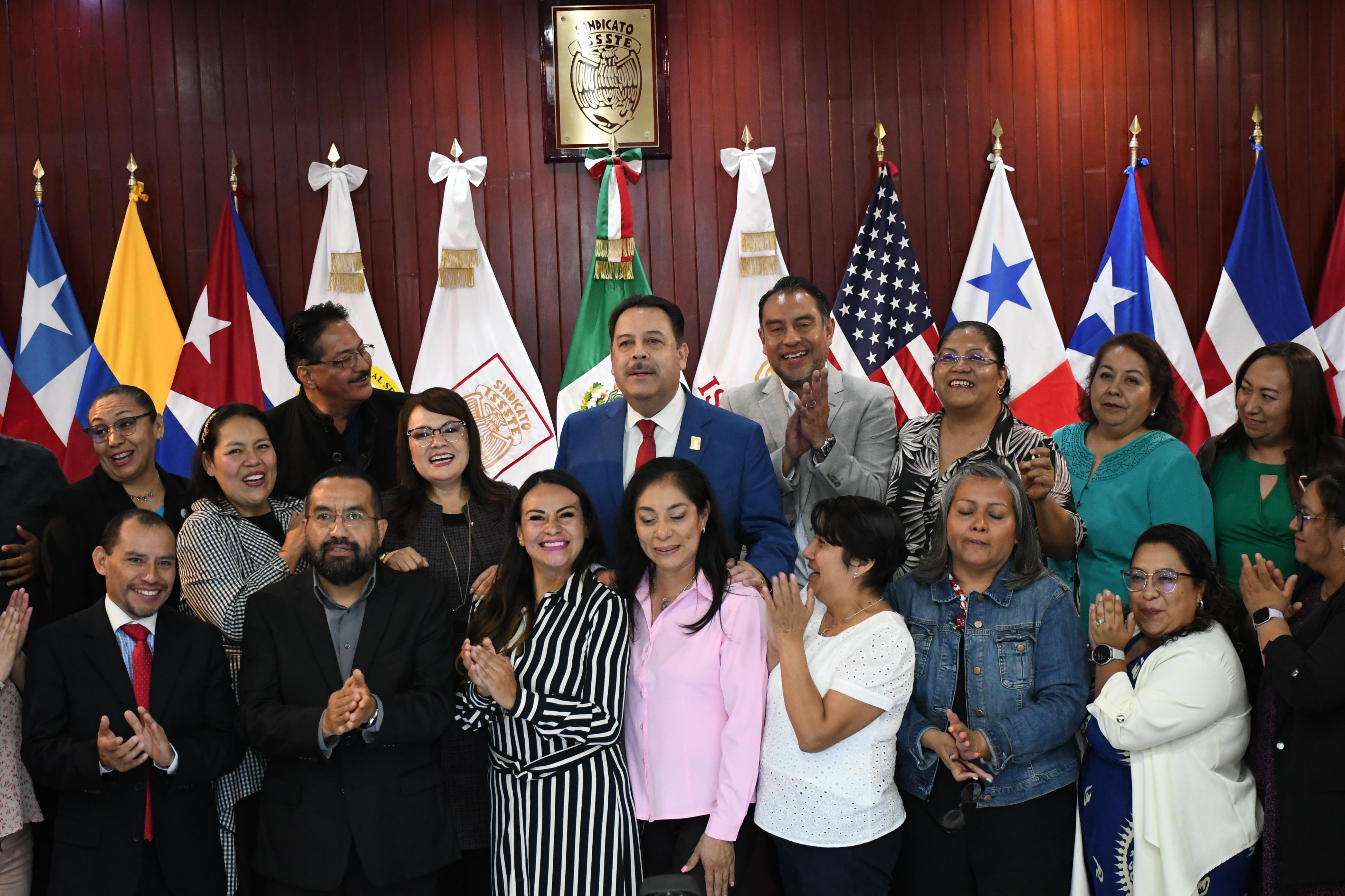 Salutación y Siembra de Pino del HG. "Dra Matilde Petra Montoya Lafragua", Tlahuac, Sección XLIX